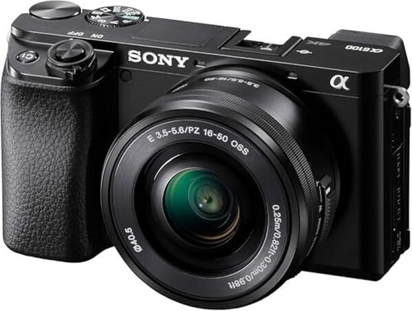 Découvrez notre test du Sony Alpha 6100 : une analyse approfondie de ses performances, caractéristiques techniques et avantages pour les photographes amateurs et professionnels.