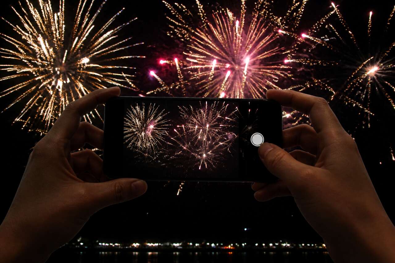 Photographier un feu d&rsquo;artifice &agrave; l&rsquo;iphone et au smartphone