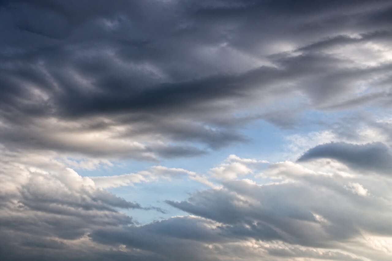 Retoucher le ciel localement sans halos: masques, dégradés et sélection du ciel Retoucher le ciel localement sans halos: masques, dégradés et sélection du ciel